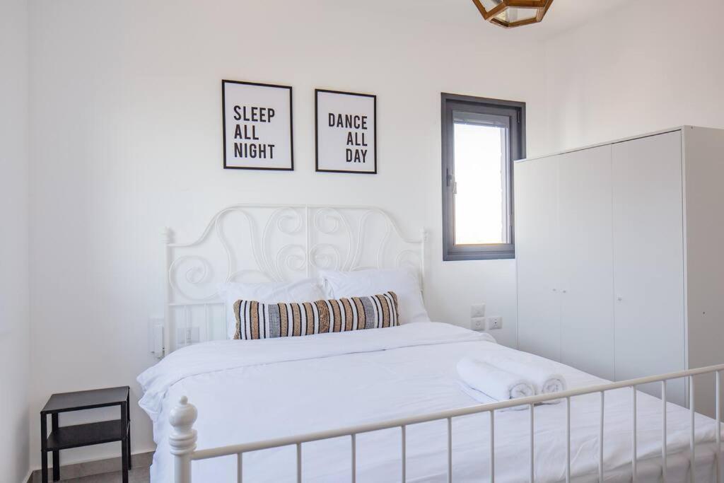 O&O Group- Magical 4Br Apt With Panoramic Sea View Бат-Ям Экстерьер фото