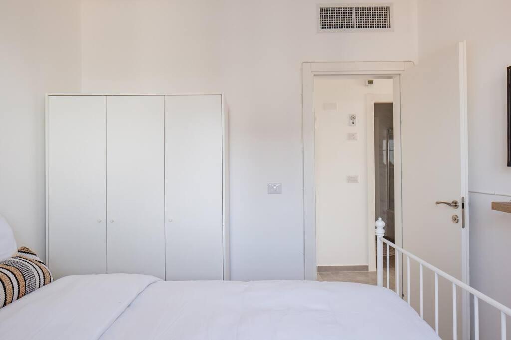 O&O Group- Magical 4Br Apt With Panoramic Sea View Бат-Ям Экстерьер фото