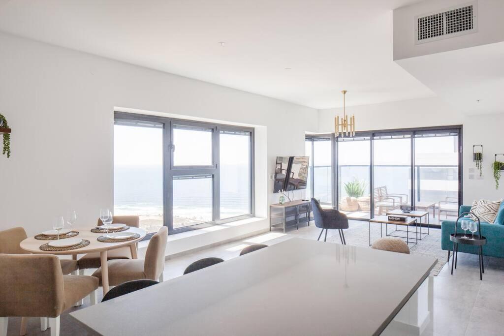 O&O Group- Magical 4Br Apt With Panoramic Sea View Бат-Ям Экстерьер фото
